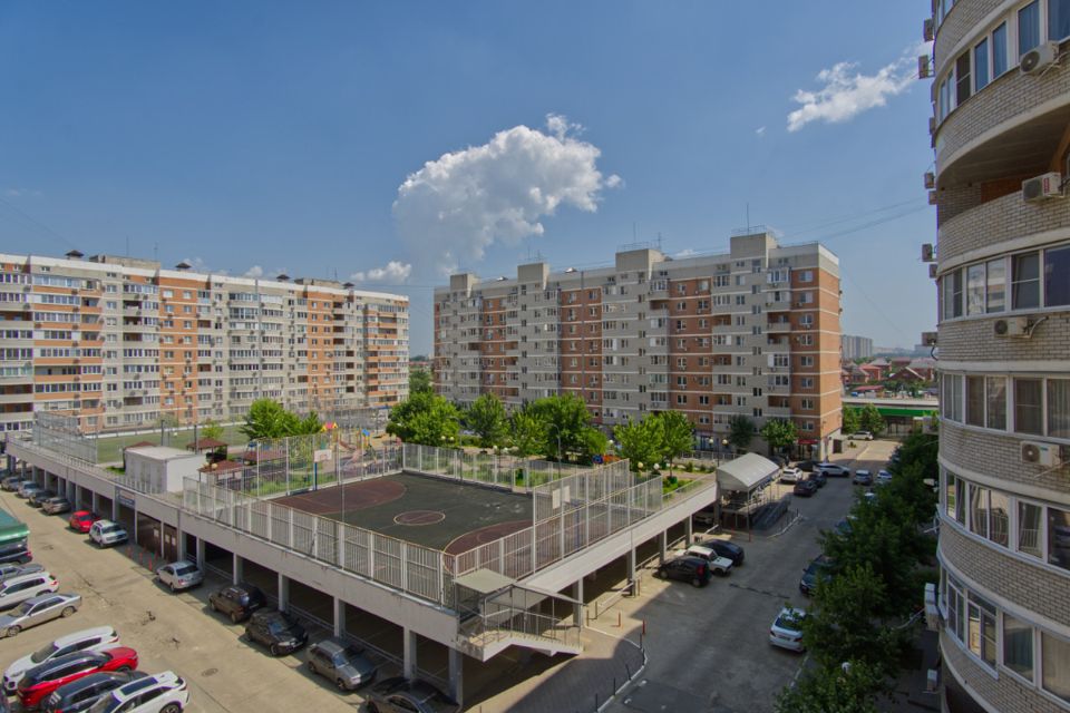 Продаётся 2-комнатная квартира, 60.5 м²