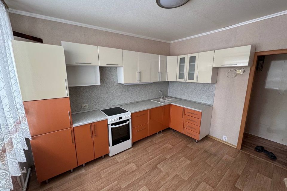 Продаётся 2-комнатная квартира, 50.7 м²