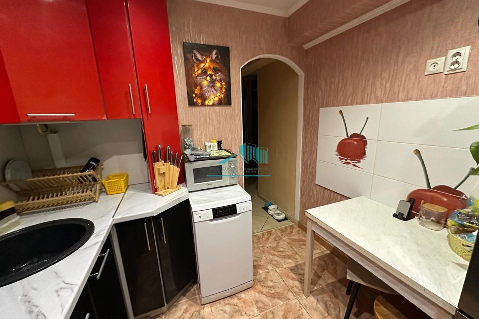 Продаётся 3-комнатная квартира, 54.9 м²