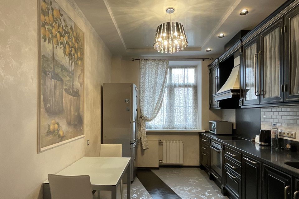 Продаётся 3-комнатная квартира, 97.8 м²