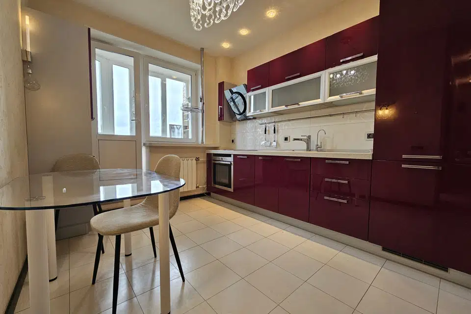 Продаётся 2-комнатная квартира, 70.7 м²