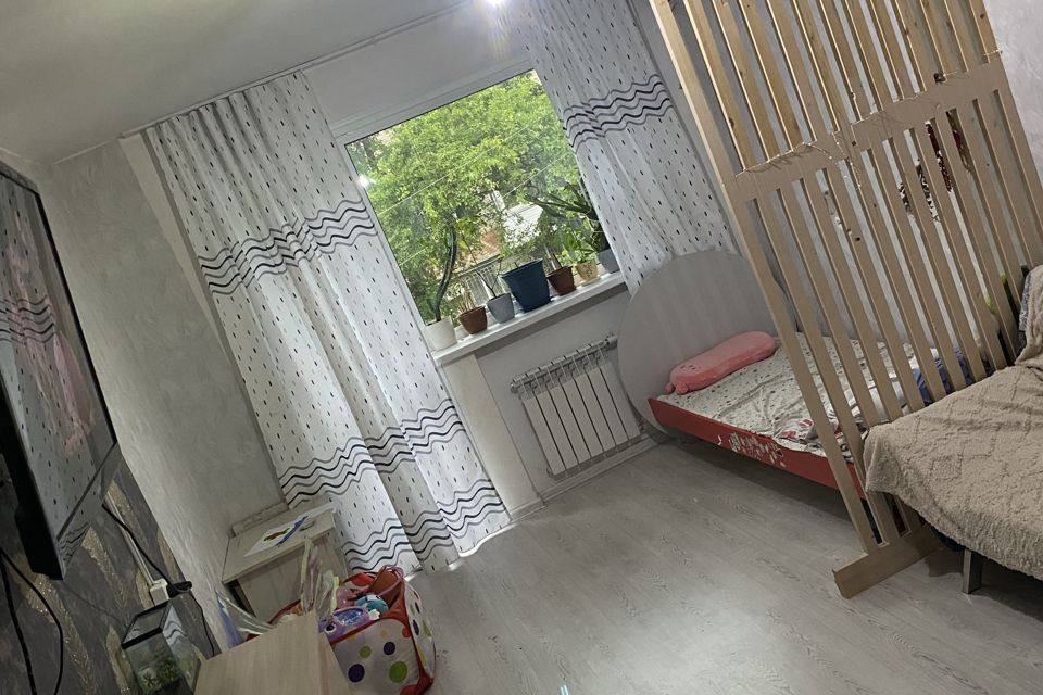 Продаётся 3-комнатная квартира, 55.8 м²