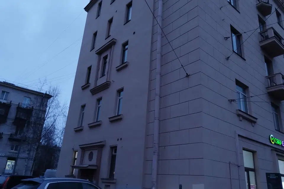 Продаётся 3-комнатная квартира, 108.9 м²