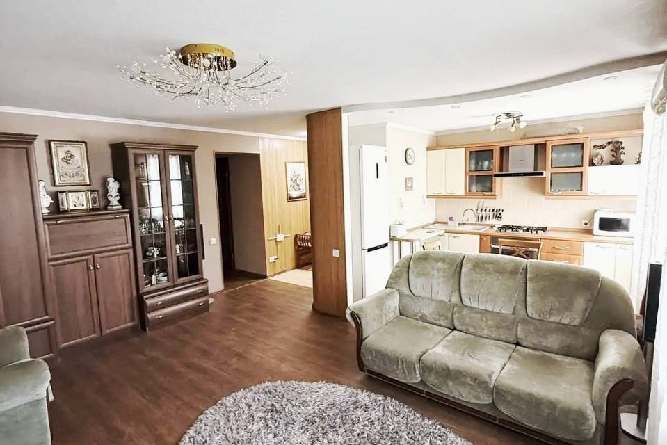 Продаётся 3-комнатная квартира, 62 м²