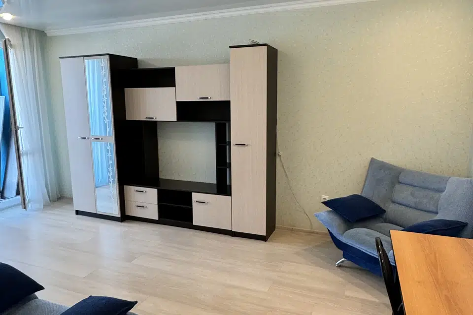 Продаётся 3-комнатная квартира, 74.6 м²