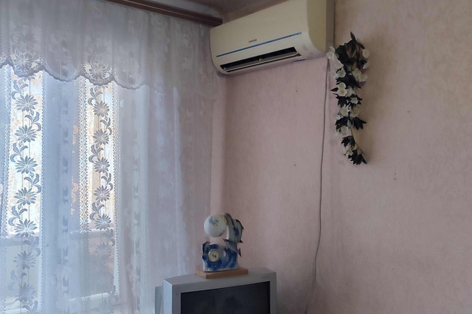 Продаётся 1-комнатная квартира, 32 м²