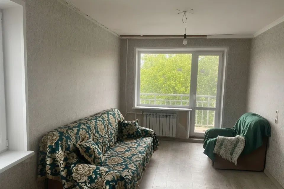 Продаётся 3-комнатная квартира, 57.3 м²