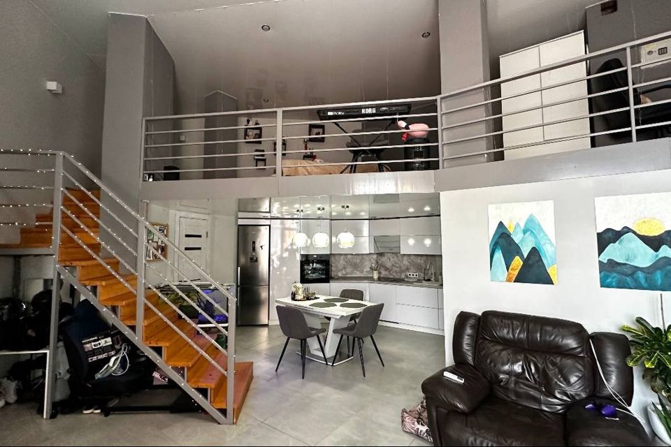 Продаётся 1-комнатная квартира, 75 м²