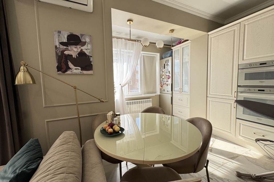 Продаётся 2-комнатная квартира, 59 м²
