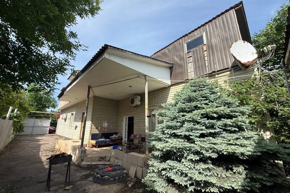 Продаётся 2-этажный дом, 175 м²