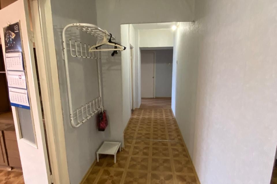 Продаётся 3-комнатная квартира, 67.8 м²