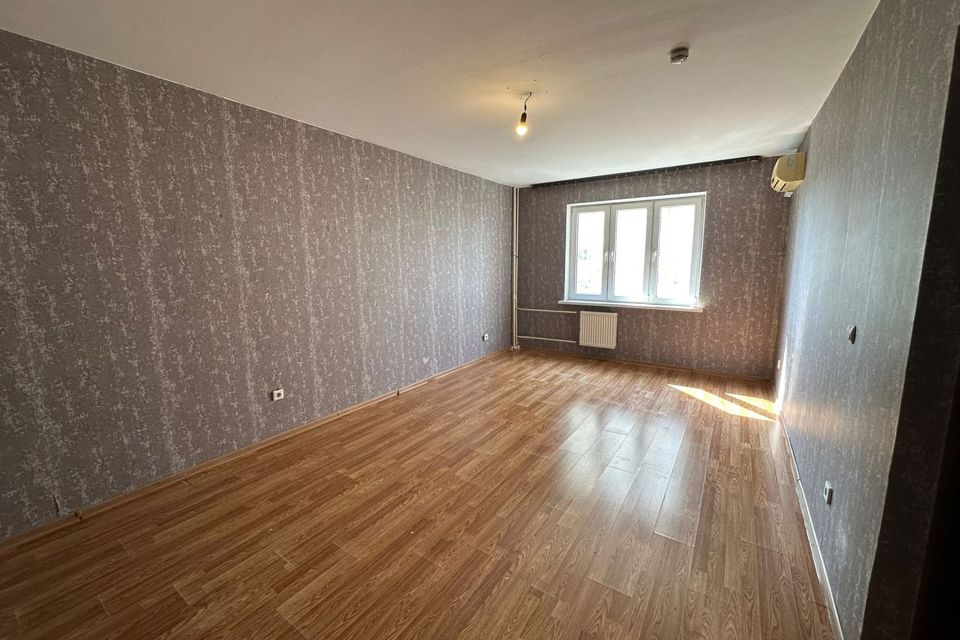 Продаётся 3-комнатная квартира, 77.4 м²