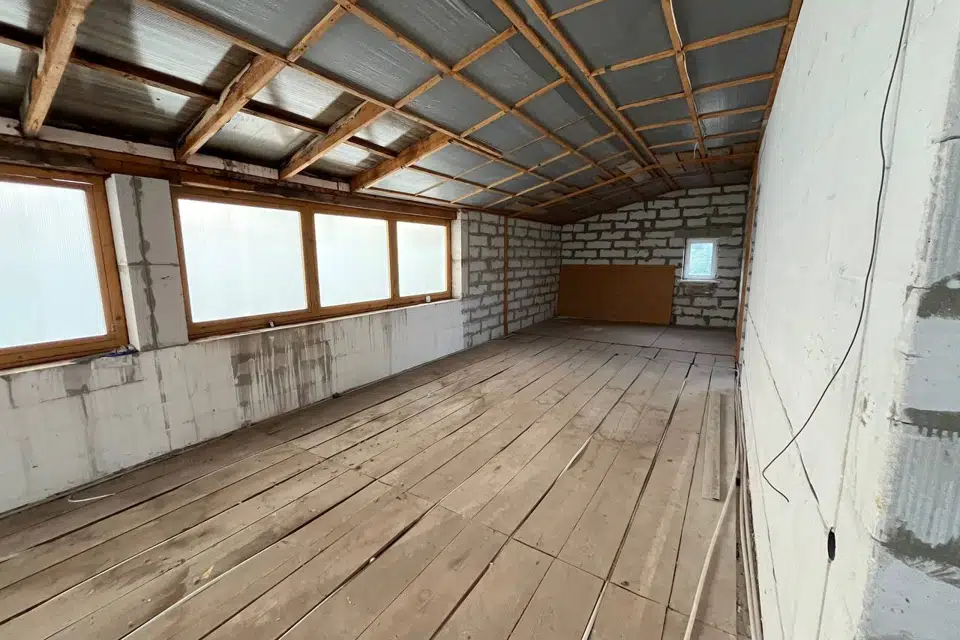 Продаётся 3-этажный дом, 220 м²