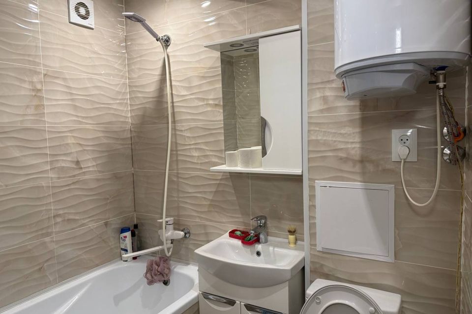 Продаётся 3-комнатная квартира, 57 м²