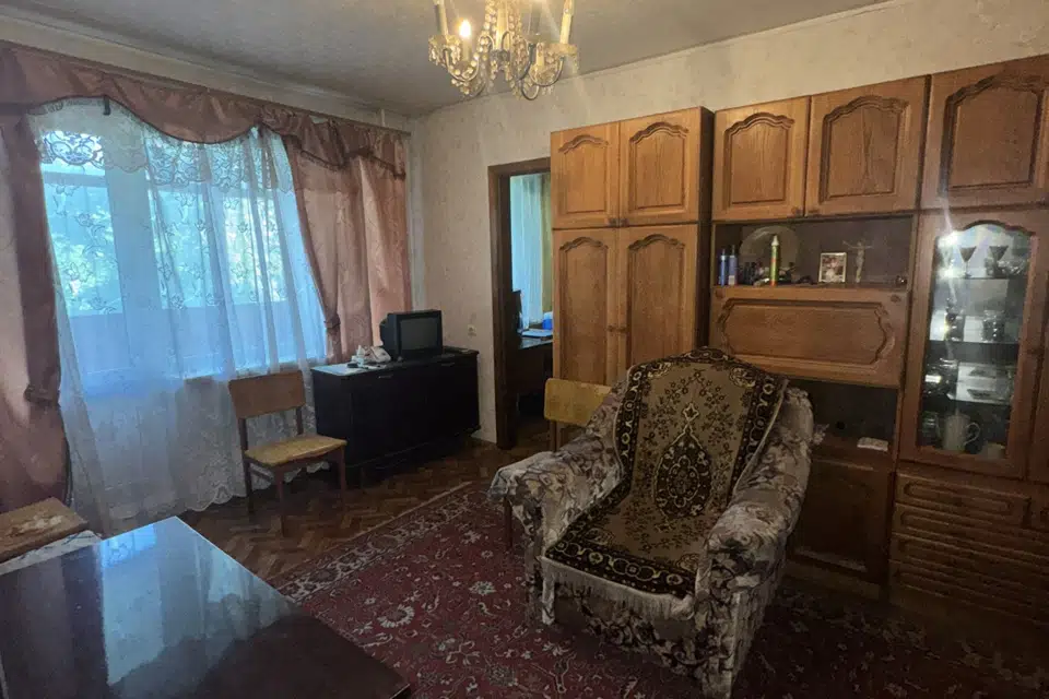 Продаётся 3-комнатная квартира, 57.4 м²