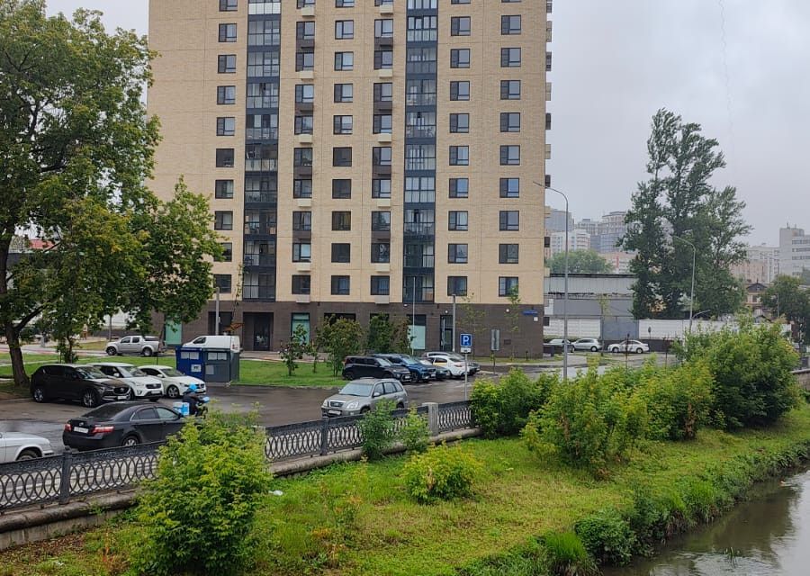 Продаётся 1-комнатная квартира, 43.6 м²
