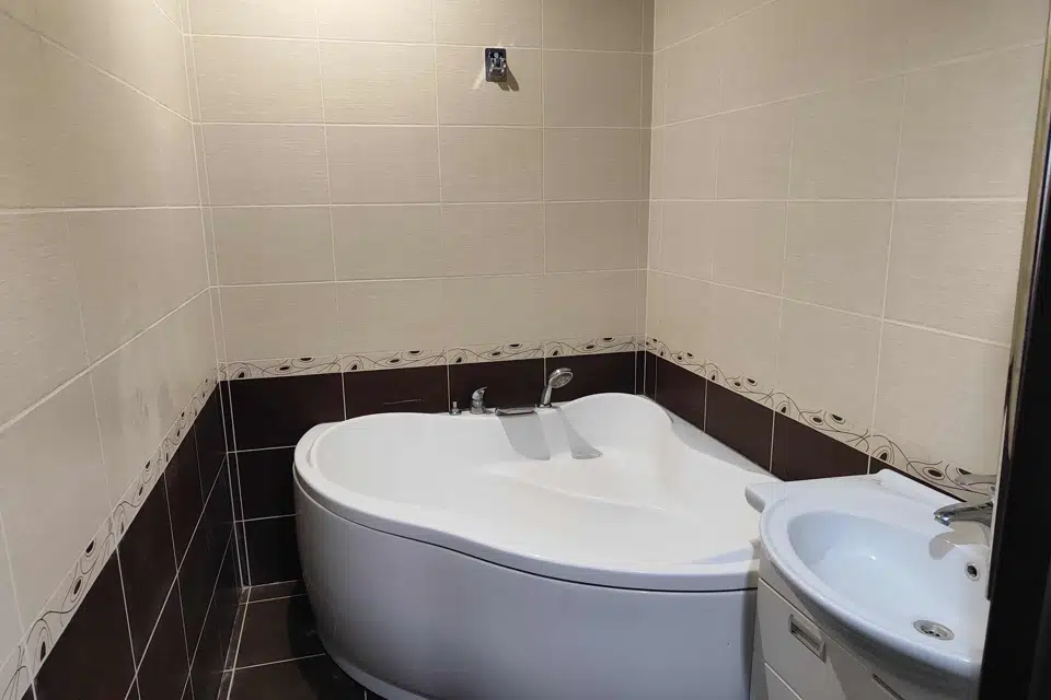 Продаётся 2-комнатная квартира, 73.4 м²