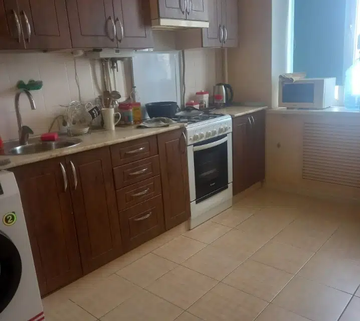 Продаётся 4-комнатная квартира, 70.1 м²