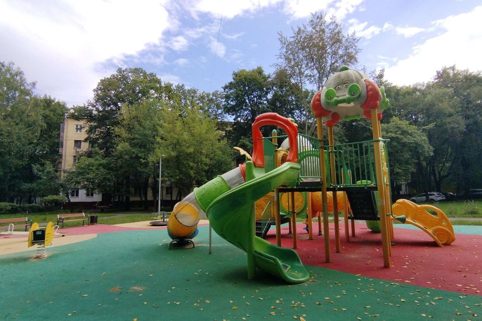 Продаётся 3-комнатная квартира, 55 м²
