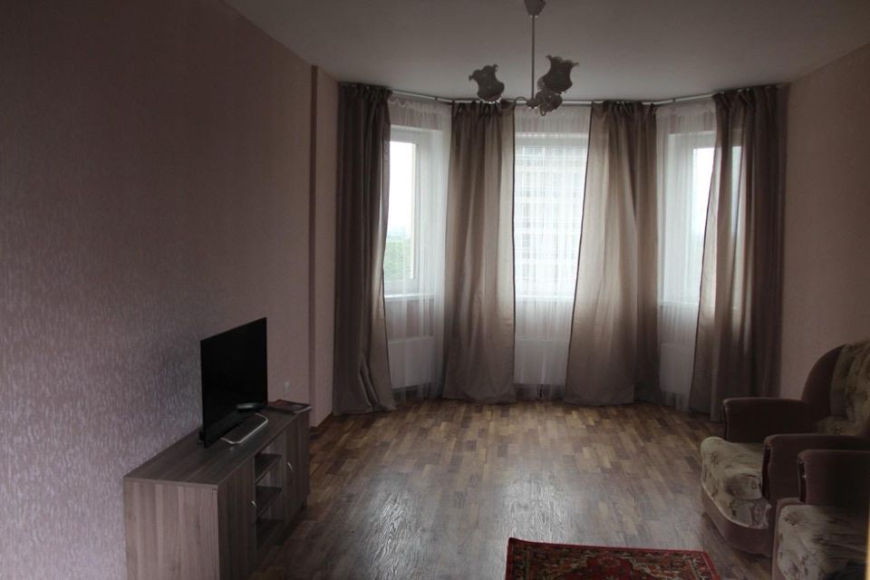 Продаётся 1-комнатная квартира, 43.4 м²