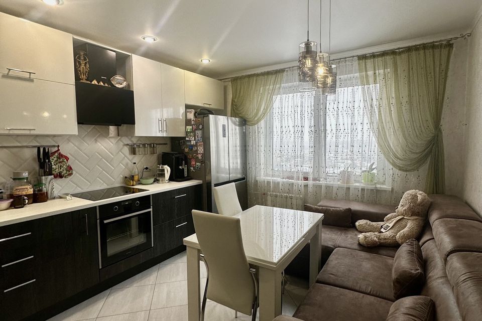 Продаётся 3-комнатная квартира, 78.2 м²