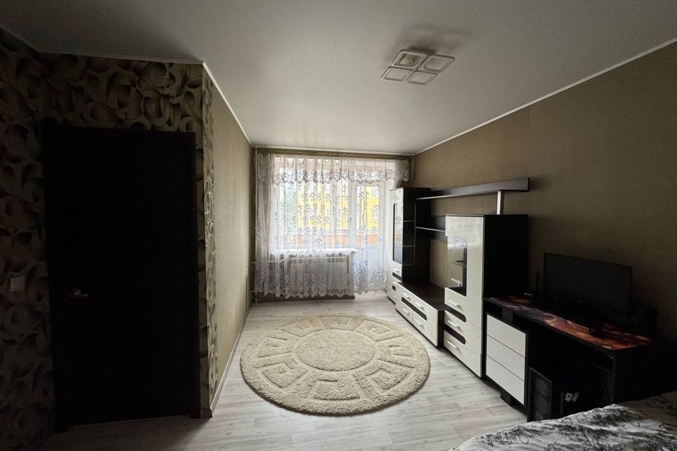 Продаётся 1-комнатная квартира, 32 м²