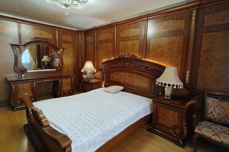 Продаётся 4-комнатная квартира, 90 м²