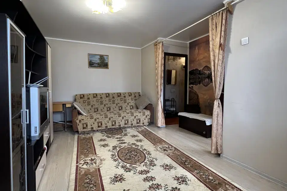 Продаётся 3-комнатная квартира, 45.1 м²
