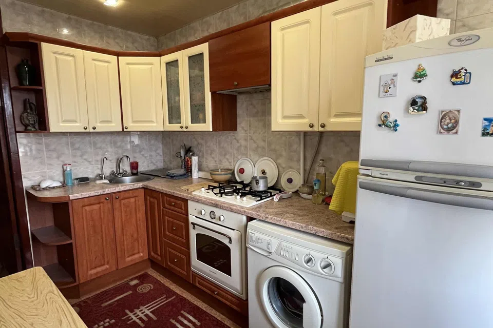 Продаётся 3-комнатная квартира, 63 м²