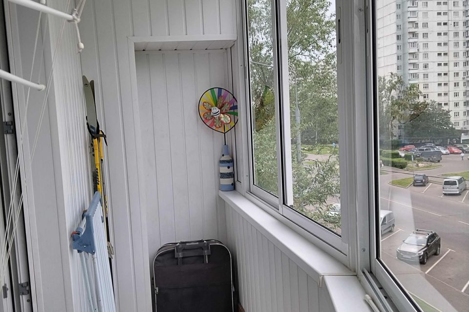 Продаётся 1-комнатная квартира, 38 м²