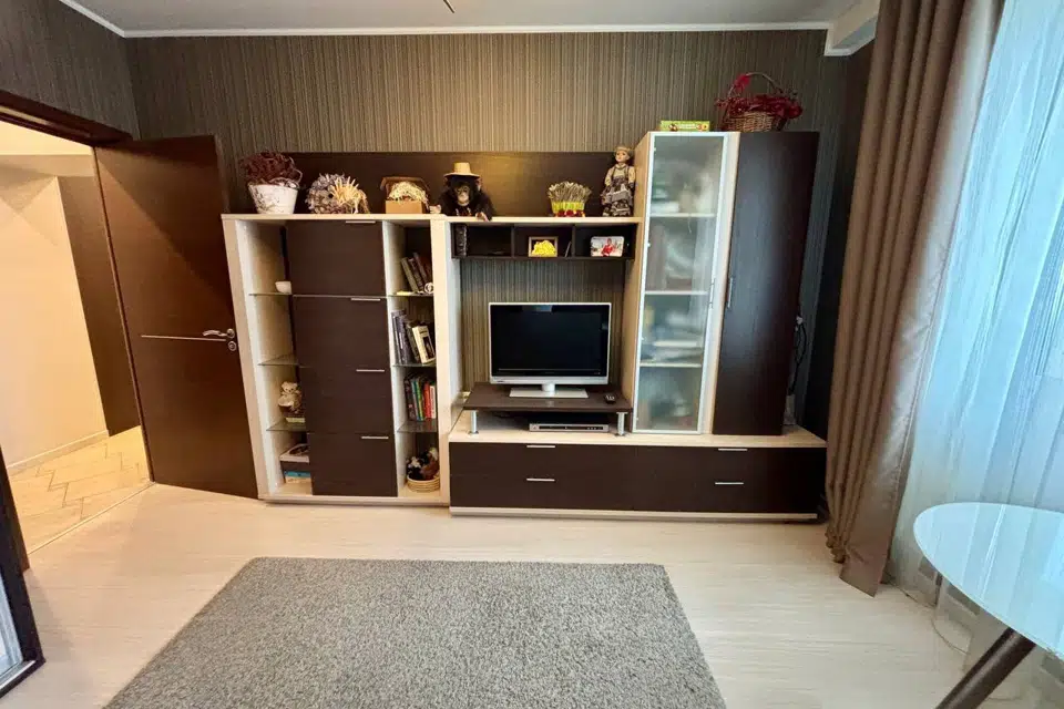Продаётся 2-комнатная квартира, 63.7 м²