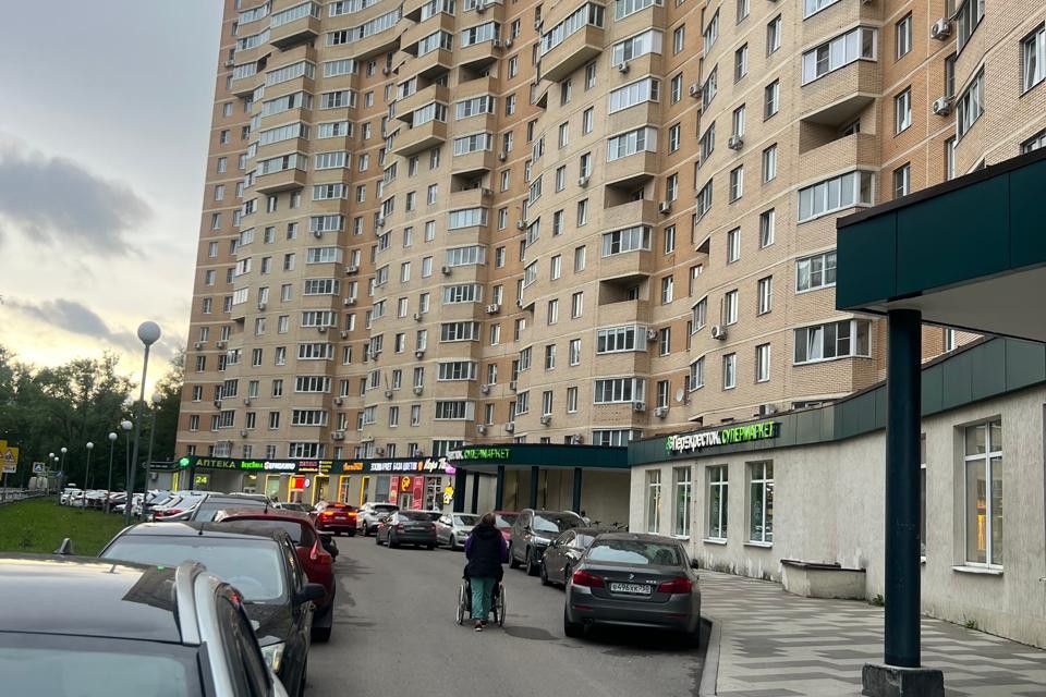 Продаётся 1-комнатная квартира, 41.1 м²