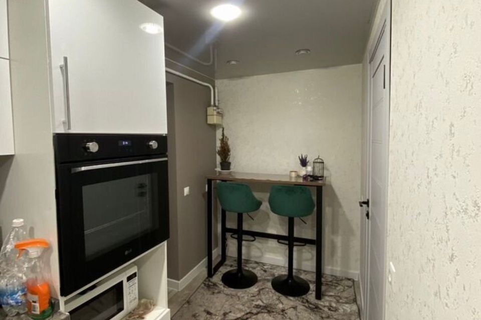 Продаётся 3-комнатная квартира, 44.7 м²