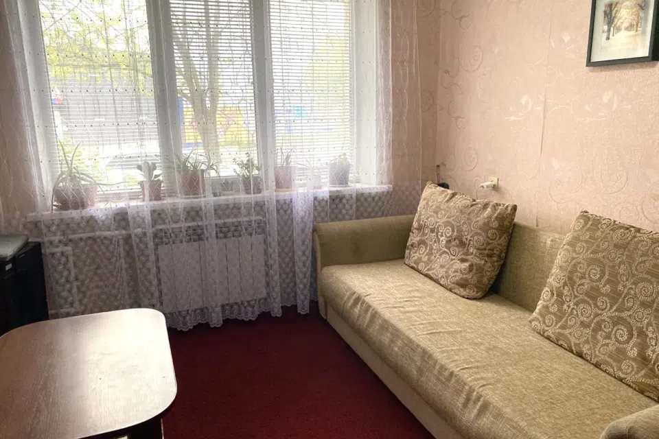 Продаётся 3-комнатная квартира, 70.35 м²