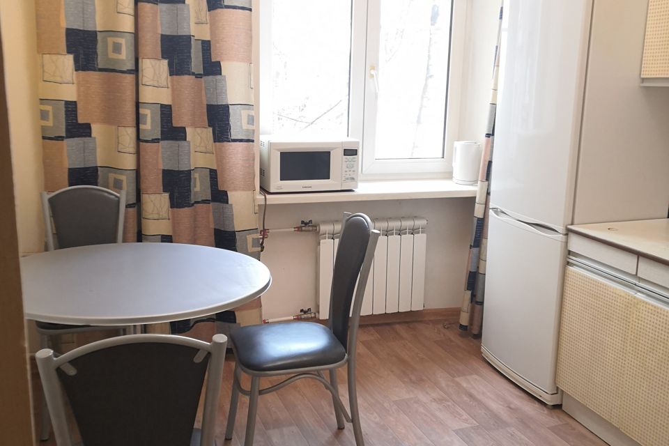 Продаётся 2-комнатная квартира, 62.2 м²