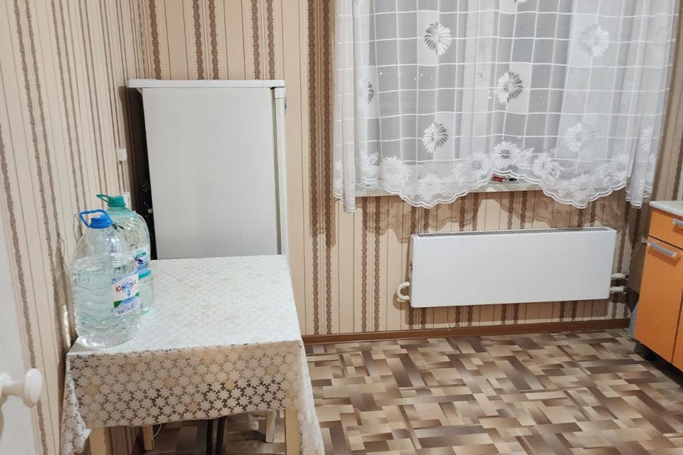 Сдаётся 1-комнатная квартира, 38 м²