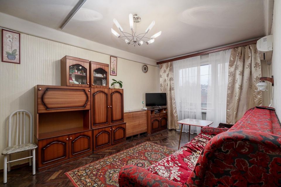 Продаётся 3-комнатная квартира, 57.7 м²