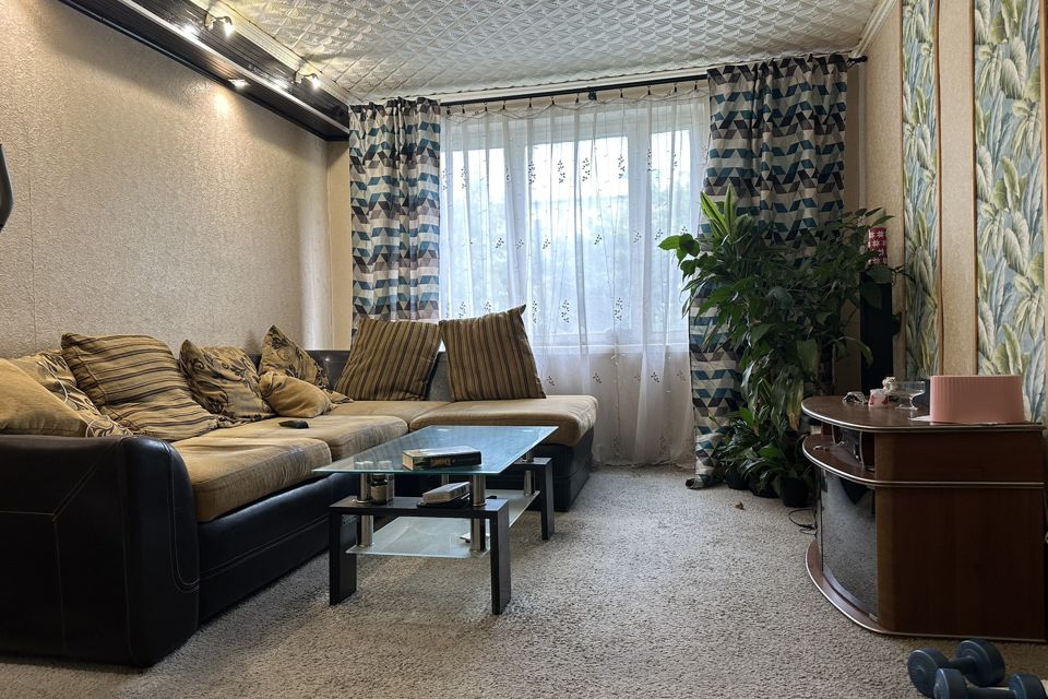 Продаётся 3-комнатная квартира, 58.5 м²