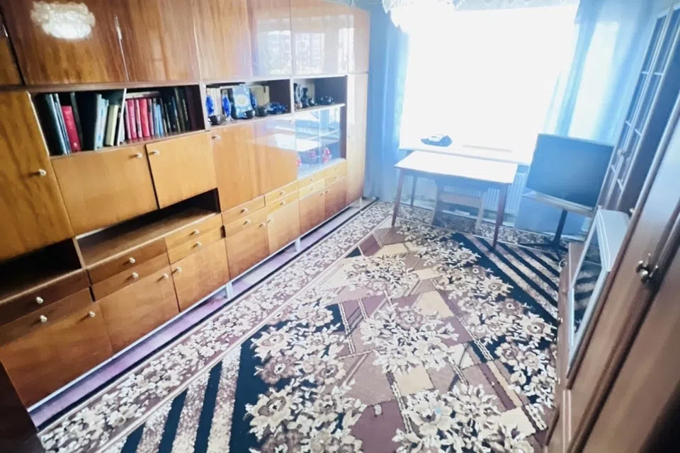 Продаётся 4-комнатная квартира, 80 м²
