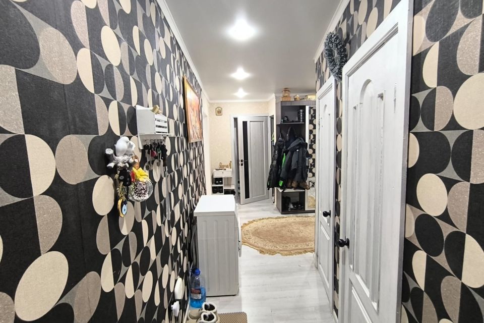 Продаётся 2-комнатная квартира, 62.4 м²