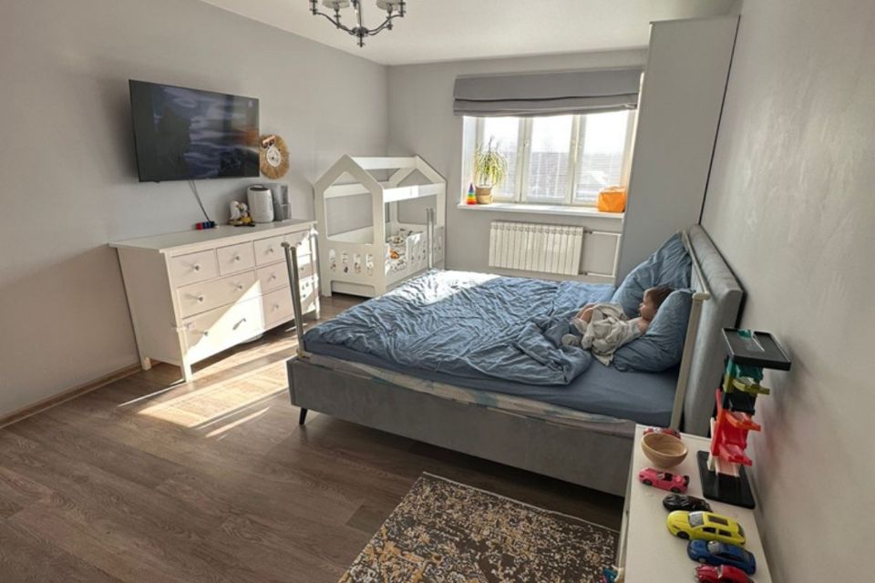 Продаётся 2-комнатная квартира, 67.7 м²