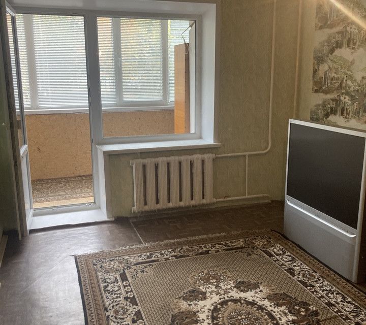 Продаётся 4-комнатная квартира, 80 м²