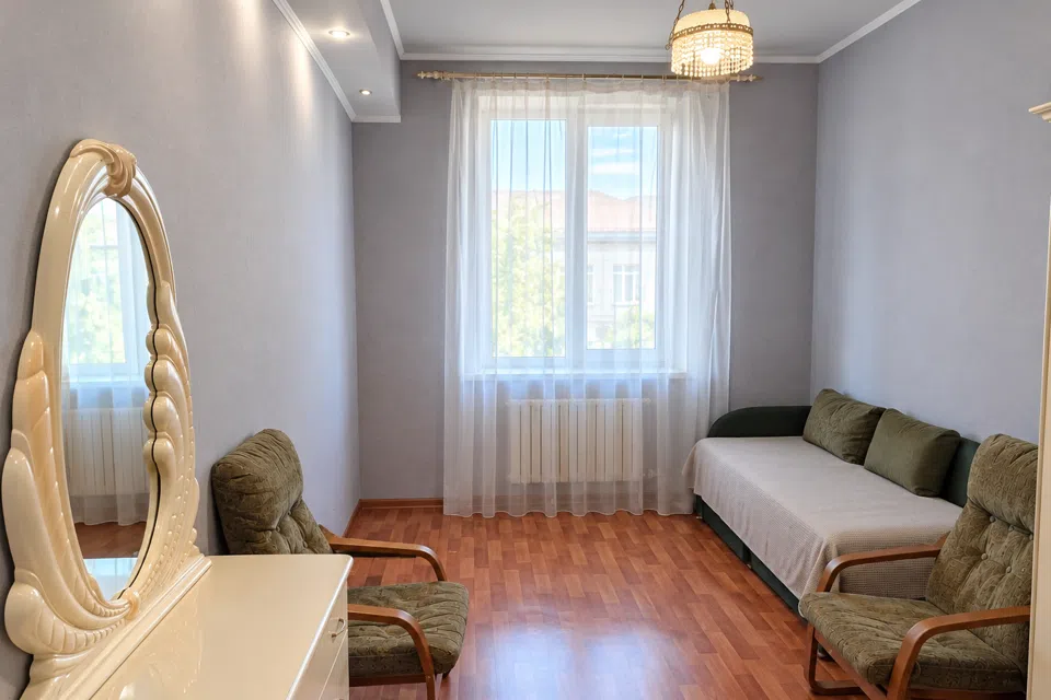 Продаётся 2-комнатная квартира, 60 м²
