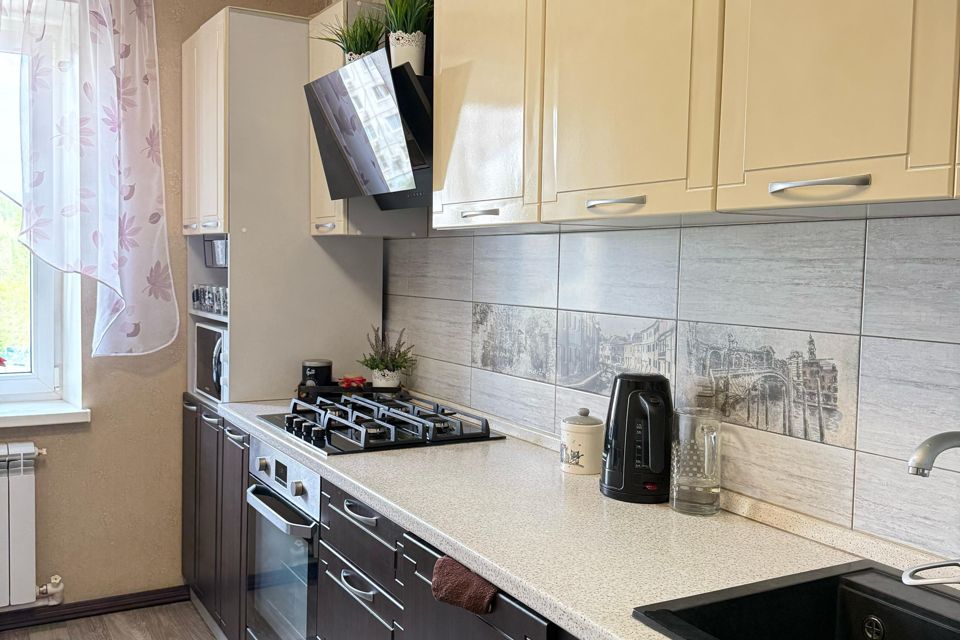 Продаётся 3-комнатная квартира, 65 м²