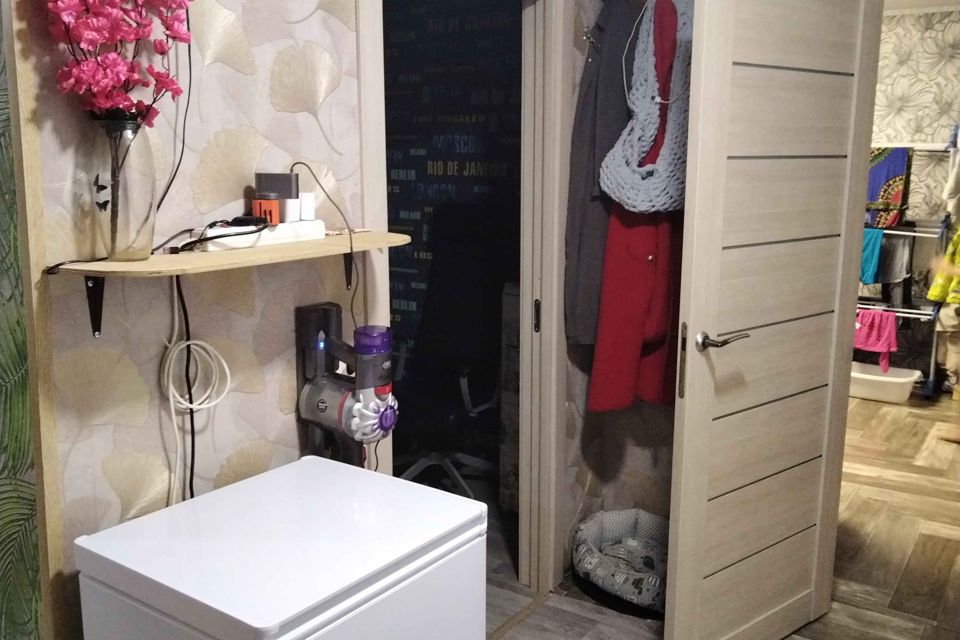 Продаётся 3-комнатная квартира, 59.9 м²