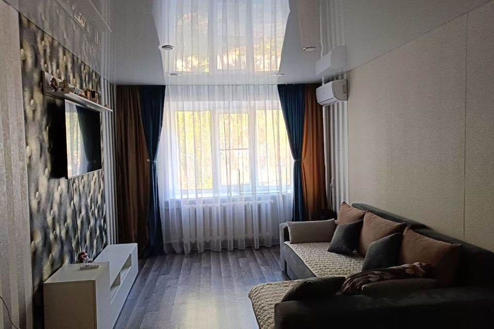 Продаётся 3-комнатная квартира, 61.6 м²
