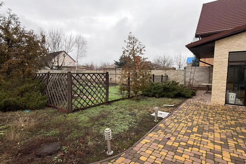 Продаётся 2-этажный дом, 280 м²