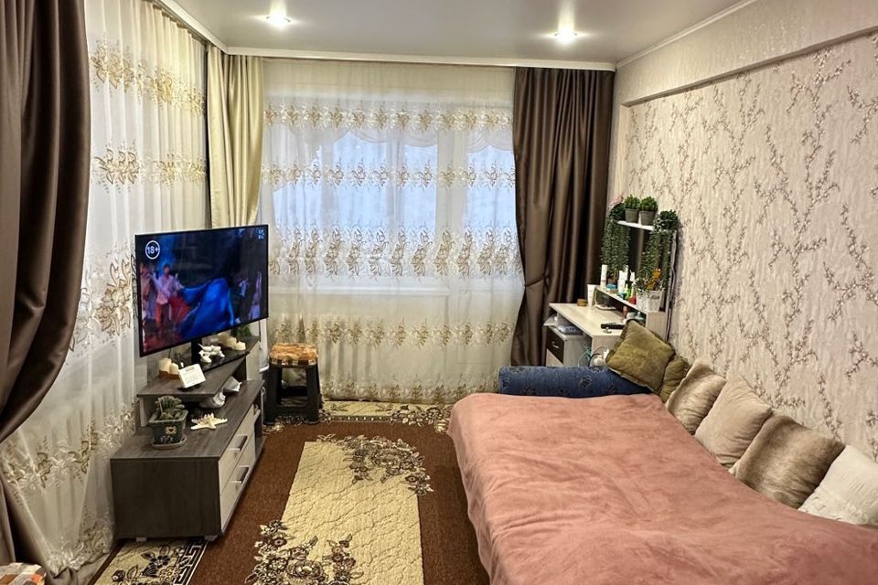 Продаётся 2-комнатная квартира, 41.8 м²