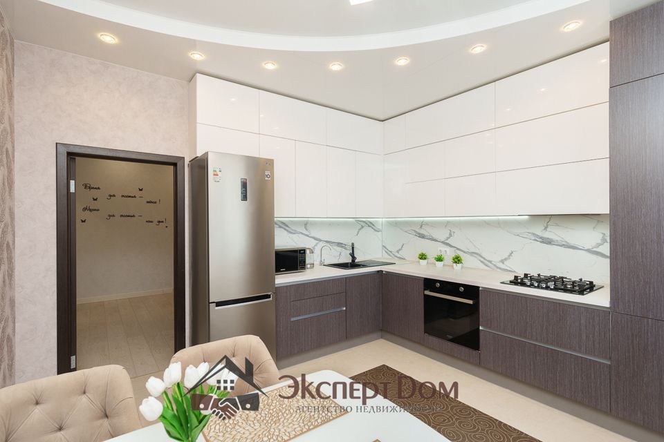 Продаётся 3-комнатная квартира, 100.1 м²