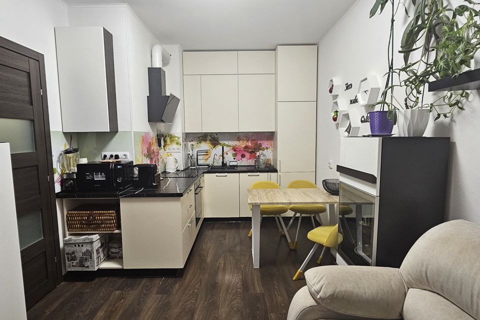 Продаётся 1-комнатная квартира, 33 м²